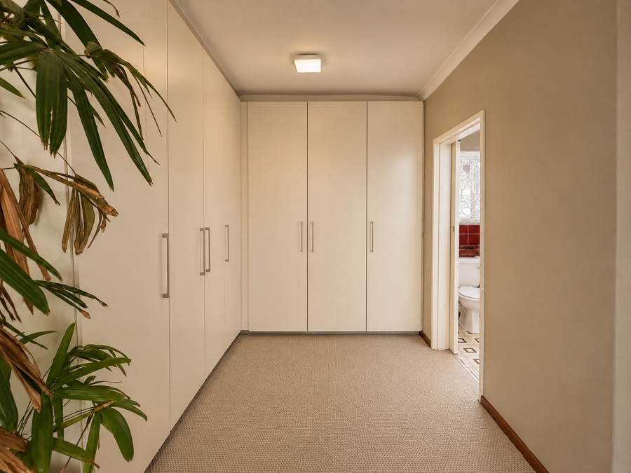 3 Bedroom Property for Sale in Camps Bay Western Cape